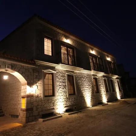 阿拉卡提可可鲁空娜吉酒店 4*