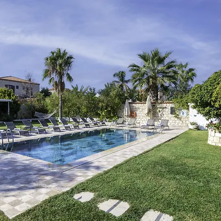 阿拉卡提可可鲁空娜吉酒店 4*