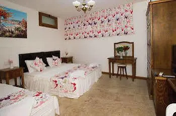 Koclu Konagi بيت ضيافة