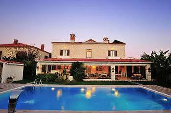 Koclu Konagi بيت ضيافة ألاتشاتي